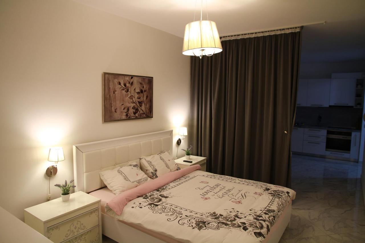 Bella Costa Apartment Добра вода Екстериор снимка