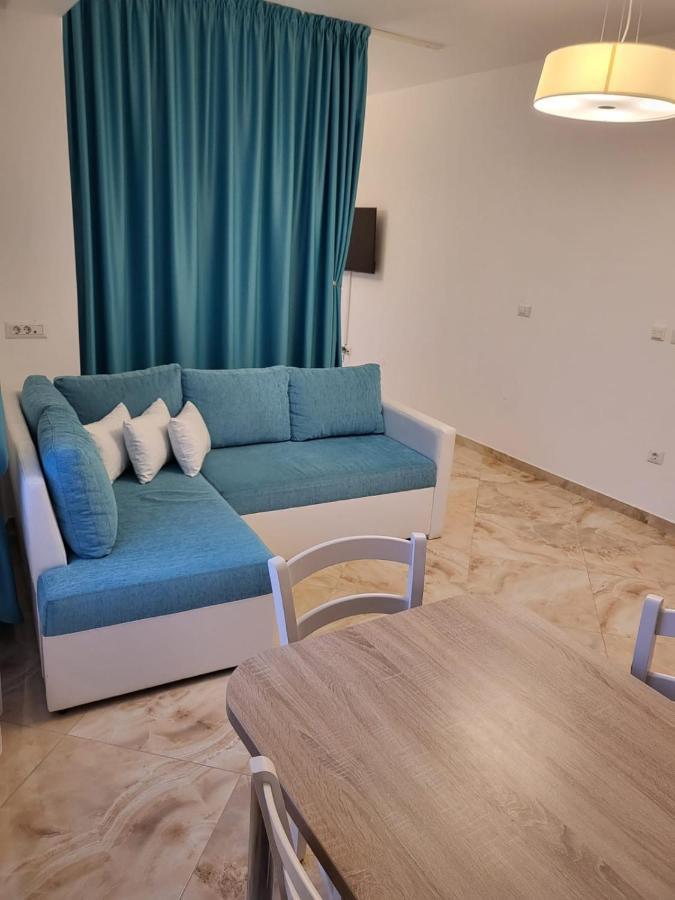 Bella Costa Apartment Добра вода Екстериор снимка