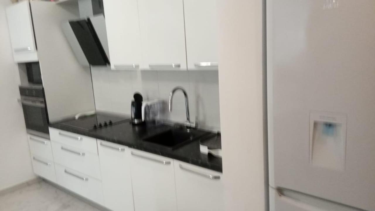 Bella Costa Apartment Добра вода Екстериор снимка