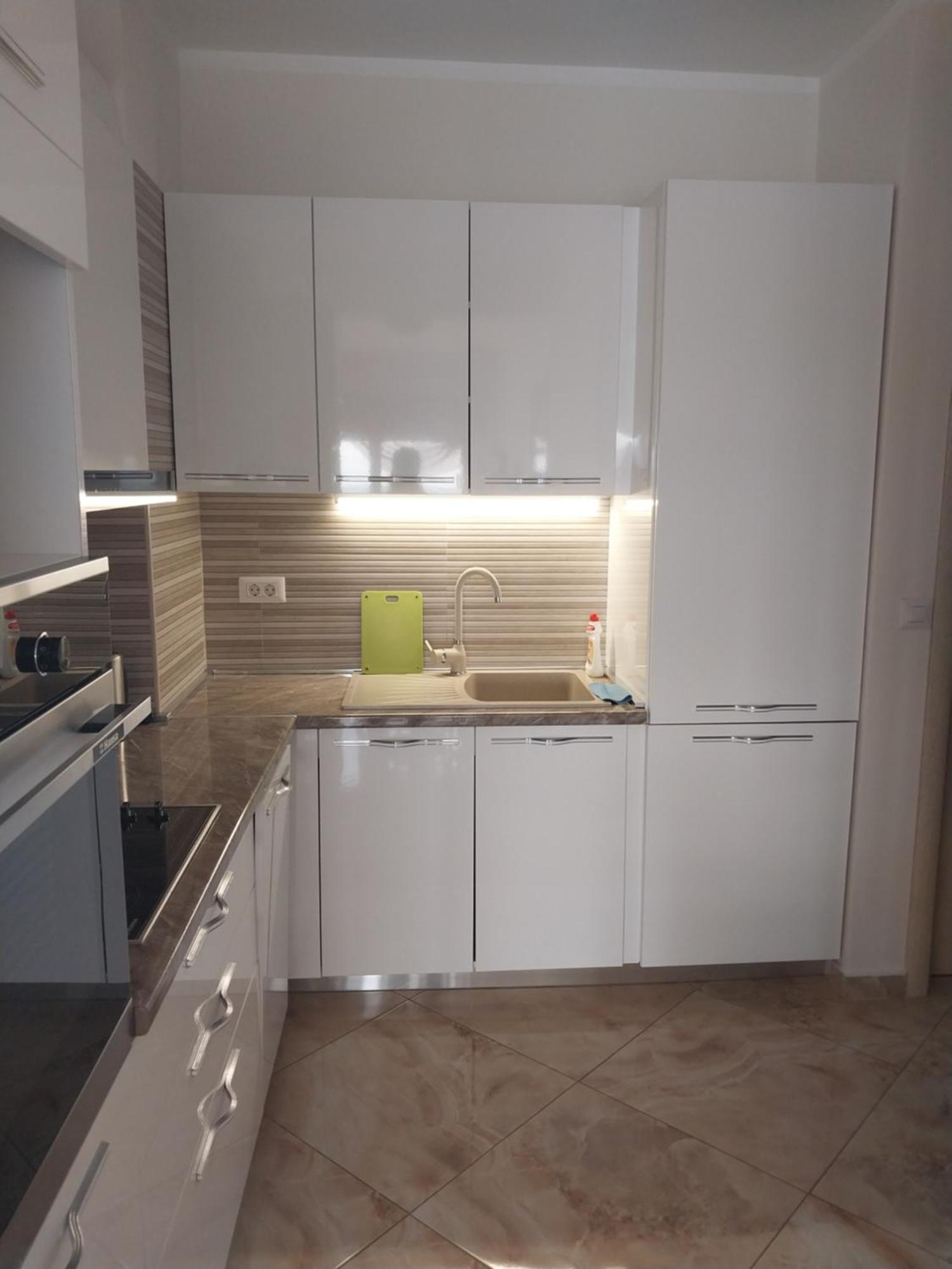 Bella Costa Apartment Добра вода Екстериор снимка