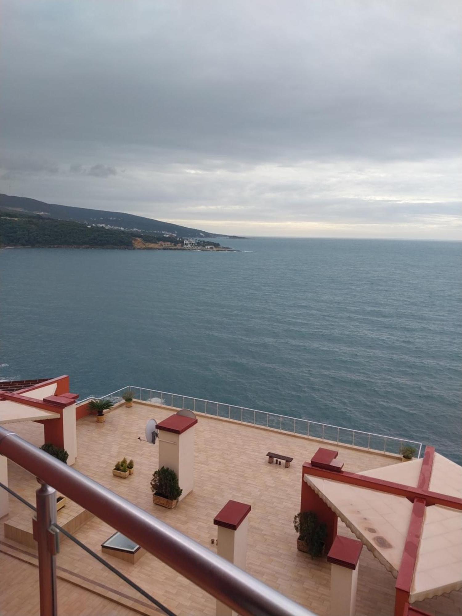 Bella Costa Apartment Добра вода Екстериор снимка