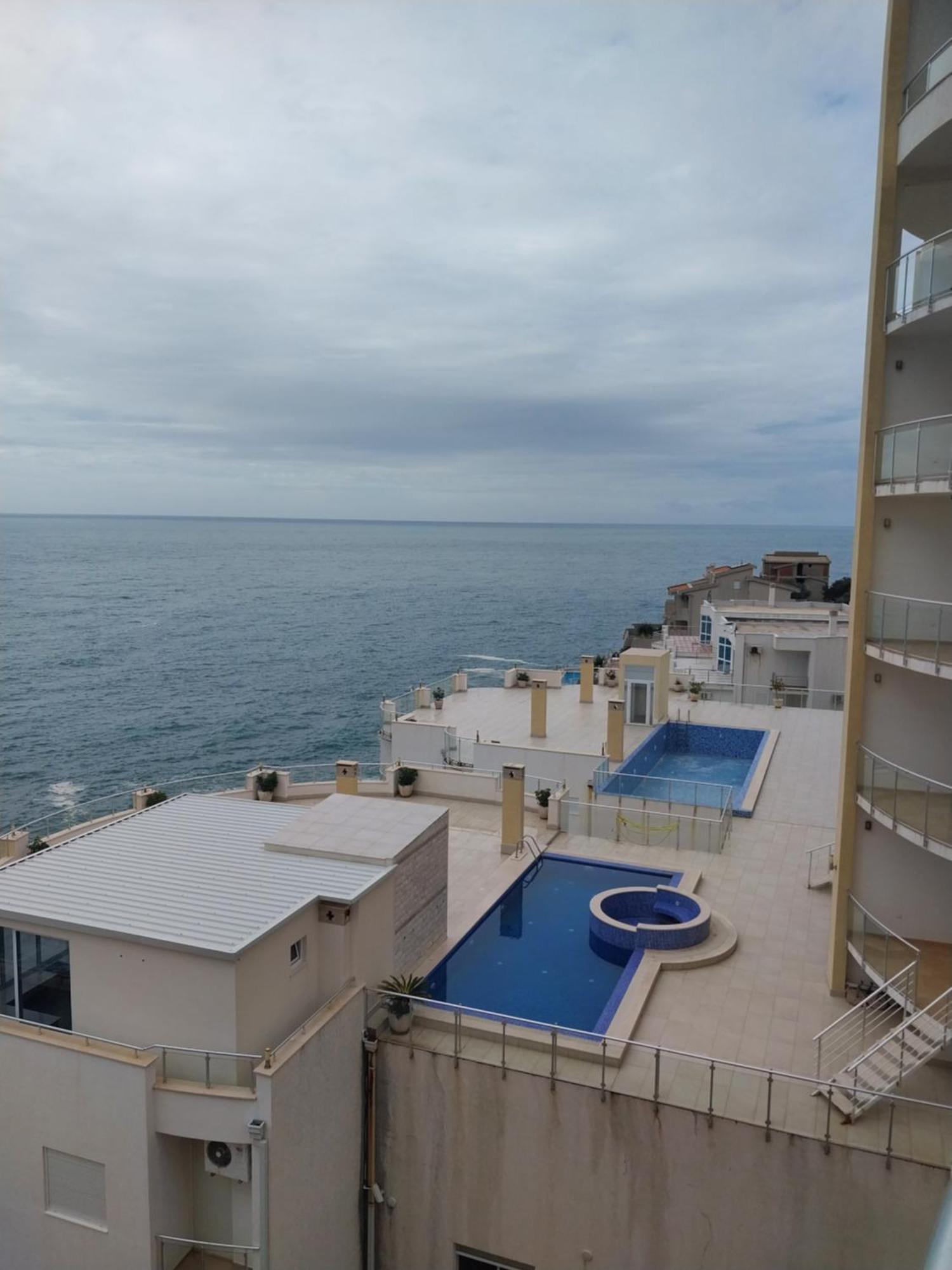 Bella Costa Apartment Добра вода Екстериор снимка